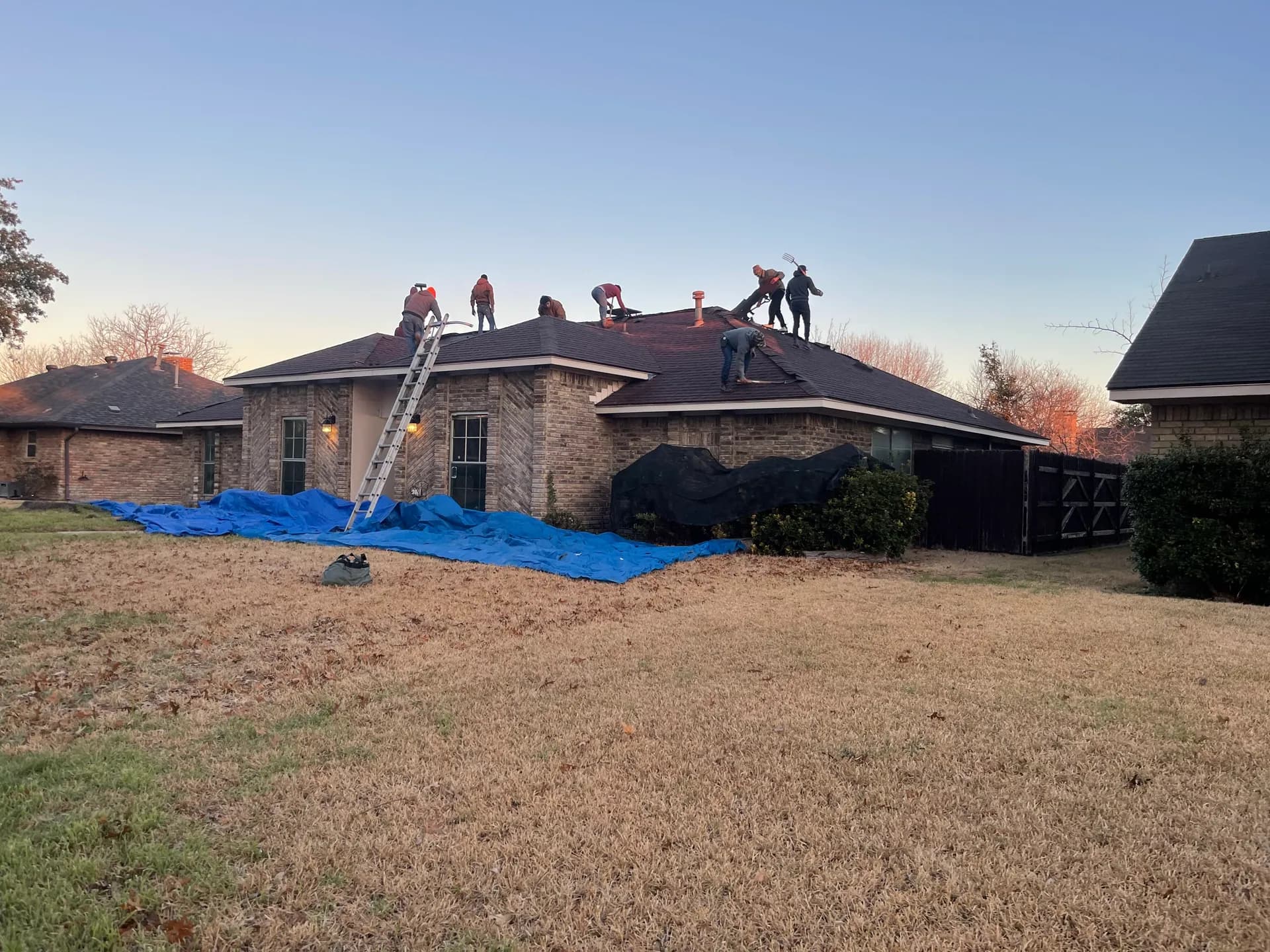 Metal vs Asphalt Shingle Roofing in Texas: Which One Wins?